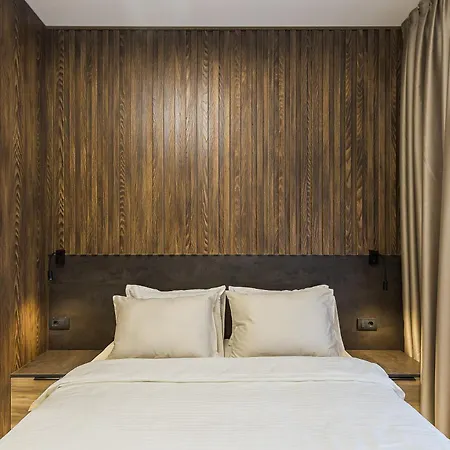 Daire Urban Oasis 16th Floor Penthouse, Center, Free Private Parking *