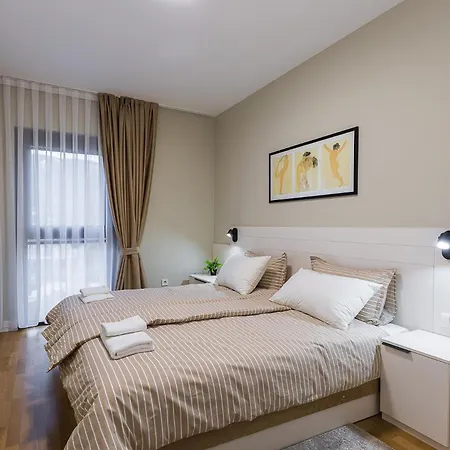 Апартаменти Urban Oasis 16th Floor Penthouse, Center, Free Private Parking Скоп'є