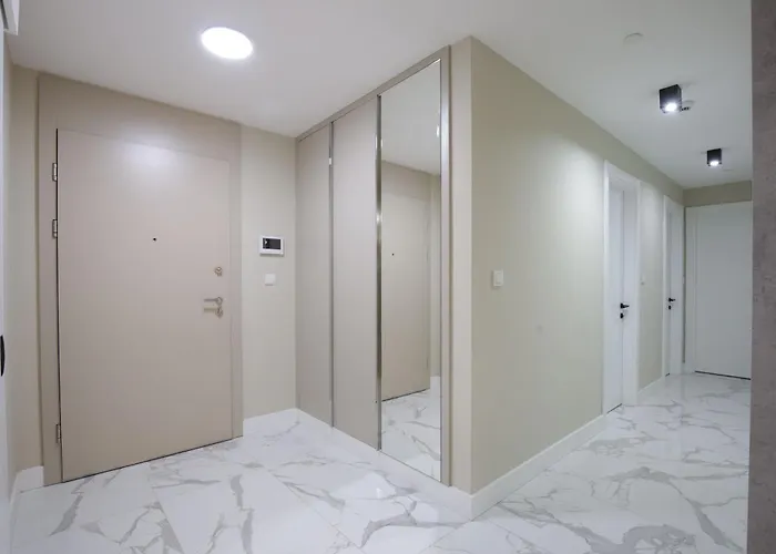 Urban Oasis 16th Floor Penthouse, Center, Free Private Parking Skopje